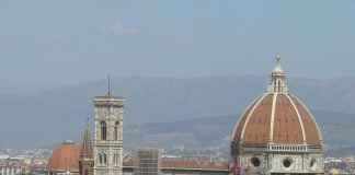 O plimbare prin Florența costă doar 230 de euro pentru două persoane