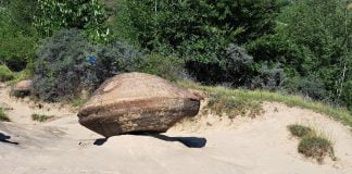 Idei de weekend: Trovanții Buzăului într-o excursie de jumătate de zi