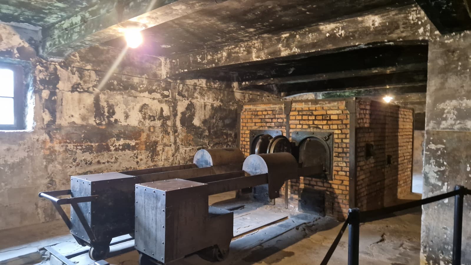 muzeul auschwitz birkenau