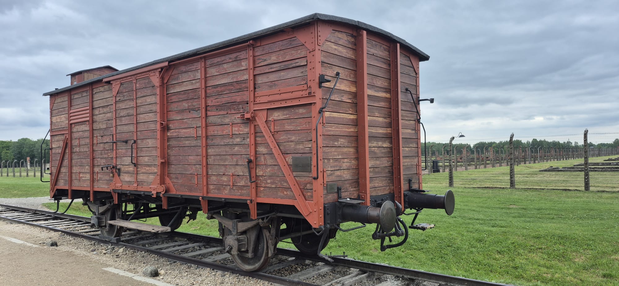muzeul auschwitz birkenau